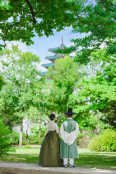 신랑과 신부의 혼례 사진 3