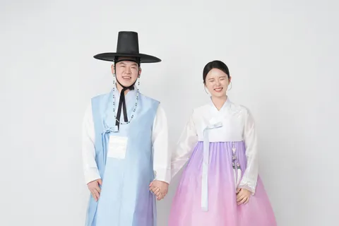 신랑과 신부의 혼례 사진 4